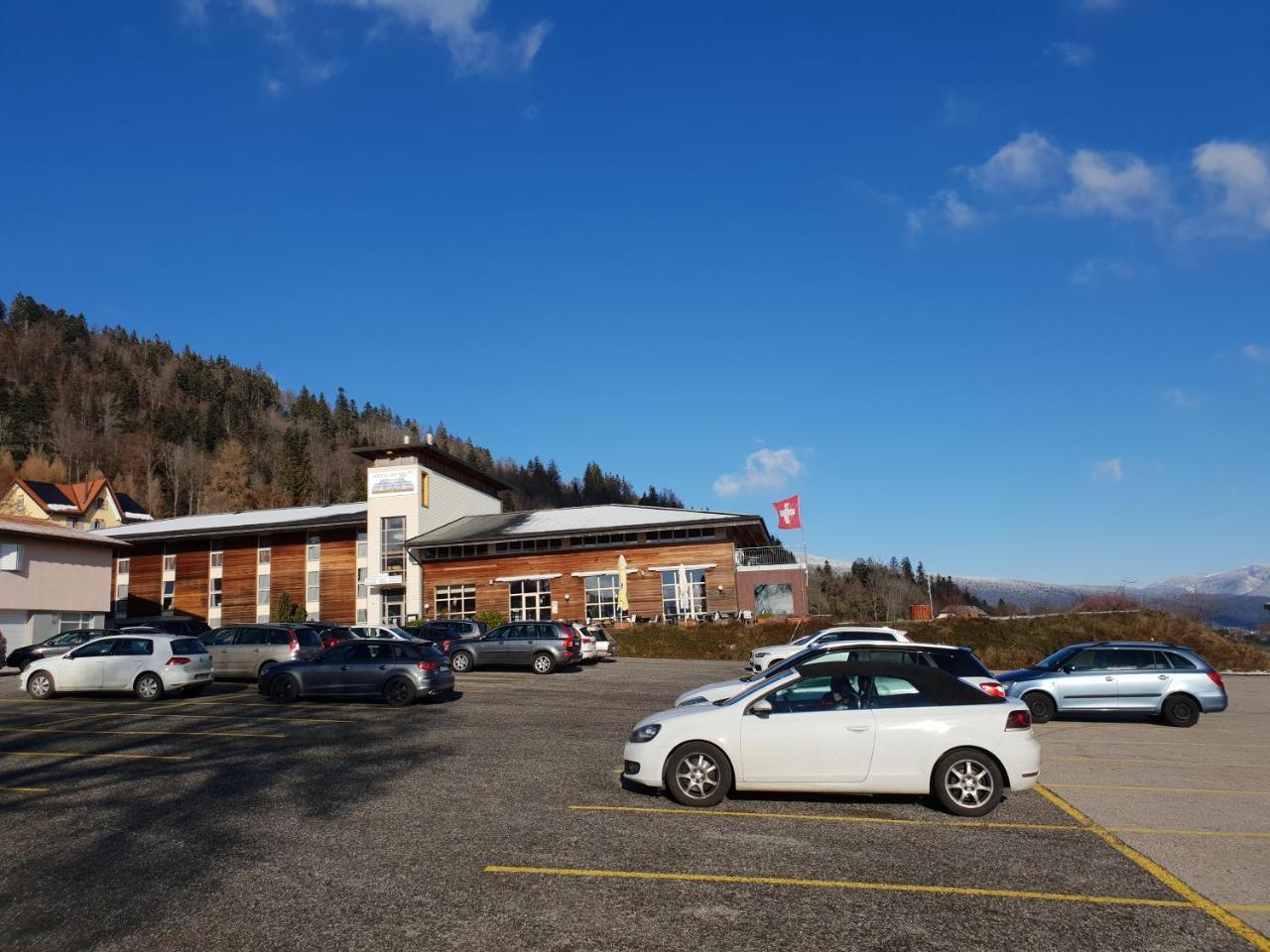 Hotel Du Val Cernier 외부 사진